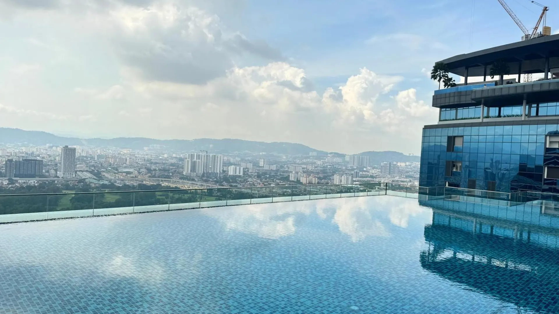 The Manor Klcc Serviced Apartment Kuala Lumpur Malaysia